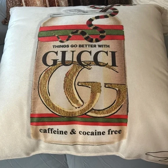 Decorative Pillows SET of 3. NON Branded New Out Of Package. - Picture 7 of 11